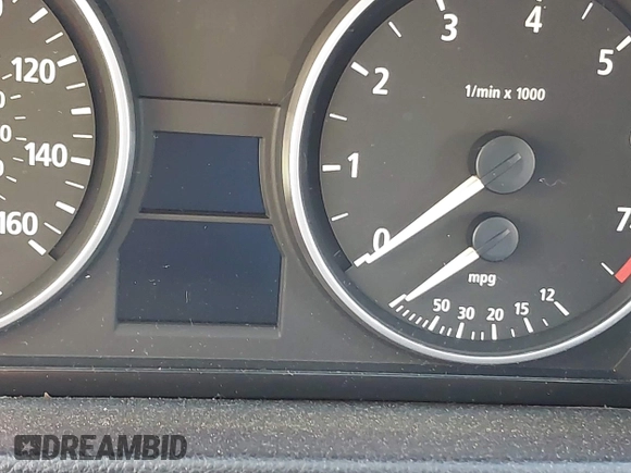 2006 BMW 3 Series 325xi with VIN WBAVT13556KW23134, listed as a IAAI auction lot 42722509 with Not provided miles and . Bid and sale history available at DreamBid. Image 15.