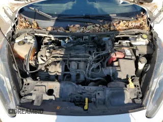 2014 Ford Fiesta S z VIN 3FADP4TJ9EM127333, wystawiony jako Copart lot #84264594 z przebiegiem 102 832 mil mil oraz Nie do naprawy • Non repairable. Historia ofert i sprzedaży dostępna na DreamBid. Obrazek 12.
