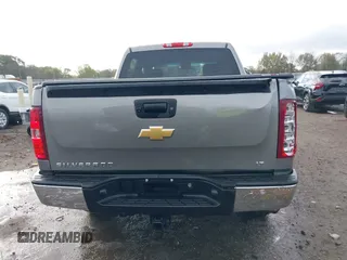 2013 Chevrolet Silverado 1500 LT with VIN 3GCPKSE70DG232285, listed as a IAAI auction lot 40881769 with 110,837 mi miles and . Bid and sale history available at DreamBid. Image 16.