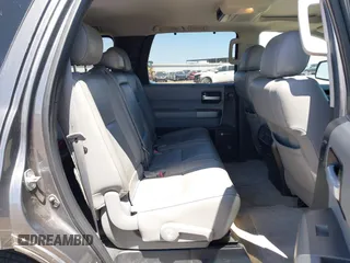 2011 Toyota Sequoia Ltd with VIN 5TDJY5G10BS043892, listed as a IAAI auction lot 42116796 with 259,238 mi miles. Bid and sale history available at carsss.com. Image 8.