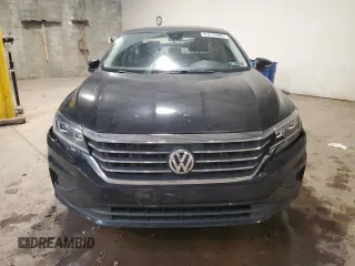 2020 Volkswagen Passat SE with VIN 1VWSA7A36LC018431, listed as a Copart auction lot 61619985 with 105,394 mi miles and Salvage title. Bid and sale history available at DreamBid. Image 5.