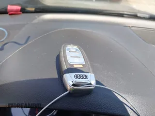 2017 Audi Q5 Premium Plus z VIN WA1L2AFP8HA042899, wystawiony jako IAAI lot #42346517 z przebiegiem 112 364 mil mil oraz . Historia ofert i sprzedaży dostępna na DreamBid. Obrazek 11.