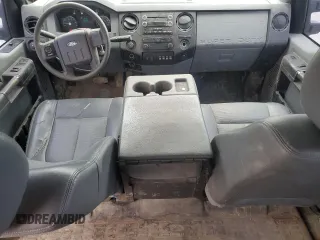 2015 Ford F-350 with VIN 1FD8W3F63FEA38604, listed as a Copart auction lot 47379115 with 215,048 mi miles and Salvage title. Bid and sale history available at DreamBid. Image 8.