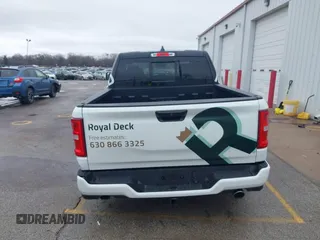 2025 Ram 1500 Laramie с VIN 1C6SRFJP2SN529640, выставлен на аукционе IAAI как лот 41718173 с пробегом 9 870 миль миль и . История ставок и продаж доступна на DreamBid. Изображение 16.