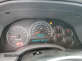 2005 GMC Envoy SLT with VIN 1GKDT13S052246204, listed as a Copart auction lot 68541044 with 155,702 mi miles and Salvage Title. Bid and sale history available at carsss.com. Image 9.