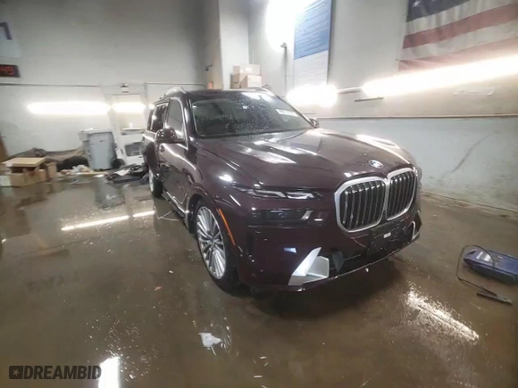 2024 BMW X7 xDrive40i with VIN 5UX23EM05R9T70262, listed as a Copart auction lot 48910795 with 11,648 mi miles and Salvage Title. Bid and sale history available at carsss.com. Image 15.