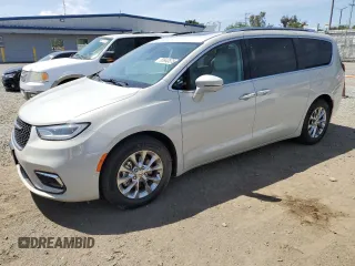 2021 Chrysler Pacifica Touring L z VIN 2C4RC1BG3MR521191, wystawiony jako Copart lot #53943575 z przebiegiem 58 431 mil mil oraz Szkoda całkowita • Salvage title. Historia ofert i sprzedaży dostępna na DreamBid. Obrazek 1.
