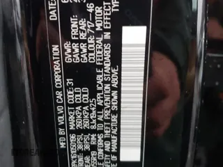 2016 Volvo XC90 T6 Momentum with VIN YV4A22PK1G1050196, listed as a Copart auction lot 71748792 with 137,525 mi miles. Bid and sale history available at carsss.com. Image 13.