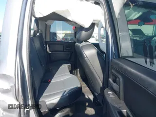 2021 Ram 1500 Tradesman z VIN 1C6RR6FG6MS550891, wystawiony jako IAAI lot #42013131 z przebiegiem 100 229 mil mil oraz . Historia ofert i sprzedaży dostępna na DreamBid. Obrazek 8.