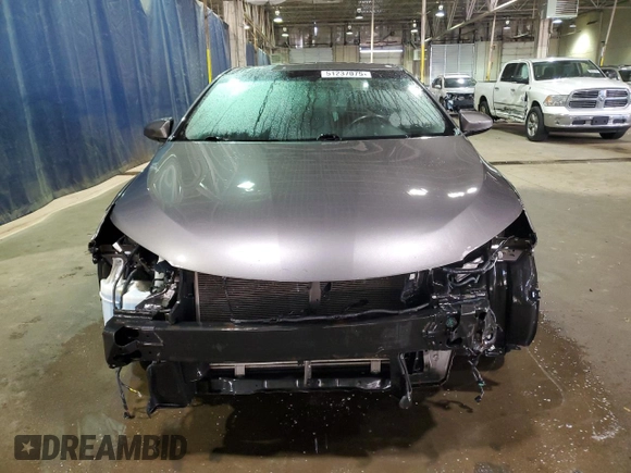 2016 Toyota Camry XLE with VIN 4T1BF1FK5GU209691, listed as a Copart auction lot 51237075 with 165,040 mi miles and Clean Title. Bid and sale history available at carsss.com. Image 5.