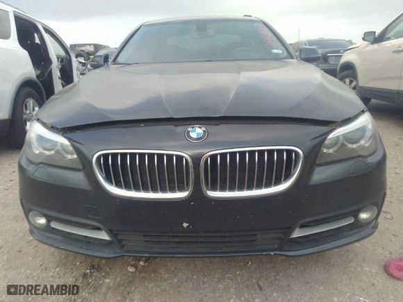 2015 BMW 5 Series 528i with VIN WBA5A5C55FD519258, listed as a IAAI auction lot 41951862 with 123,822 mi miles. Bid and sale history available at carsss.com. Image 6.