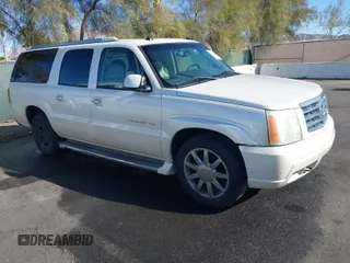 2005 Cadillac Escalade ESV z VIN 3GYFK66N85G254269, wystawiony jako IAAI lot #41383496 z przebiegiem 290 696 mil mil oraz . Historia ofert i sprzedaży dostępna na DreamBid. Obrazek 1.