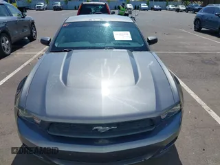 2011 Ford Mustang V6 z VIN 1ZVBP8AMXB5105751, wystawiony jako IAAI lot #42104899 z przebiegiem 70 178 mil mil oraz . Historia ofert i sprzedaży dostępna na DreamBid. Obrazek 12.