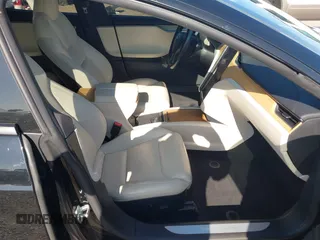 2020 Tesla Model S Long Range with VIN 5YJSA1E24LF381878, listed as a IAAI auction lot 41965340 with 47,468 mi miles. Bid and sale history available at carsss.com. Image 5.