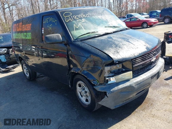 2004 Chevrolet Astro Cargo with VIN 1GCDM19X04B123352, listed as a IAAI auction lot 41879842 with 197,916 mi miles. Bid and sale history available at carsss.com. Image 1.