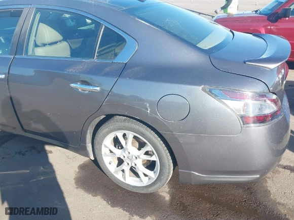 2014 Nissan Maxima 3.5 SV with VIN 1N4AA5AP6EC485069, listed as a IAAI auction lot 41331613 with 124055 miles. Bid and sale history available at carsss.com. Image 6.