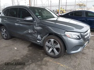 2019 Mercedes-Benz GLC 300 z VIN WDC0G4JB0KF507123, wystawiony jako IAAI lot #42194416 z przebiegiem 64 442 mil mil oraz . Historia ofert i sprzedaży dostępna na DreamBid. Obrazek 1.
