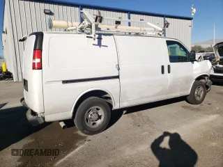 2010 Chevrolet Express Cargo with VIN 1GCZGFBA2A1167547, listed as a Copart auction lot 80991954 with 172,818 mi miles and Salvage title. Bid and sale history available at DreamBid. Image 3.
