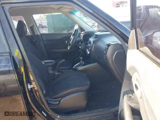 2015 Kia Soul with VIN KNDJN2A23F7760635, listed as a IAAI auction lot 41852314 with 91,052 mi miles. Bid and sale history available at carsss.com. Image 5.