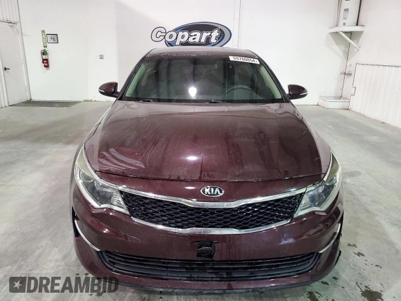 2018 Kia Optima LX z VIN 5XXGT4L37JG222263, wystawiony jako Copart lot #59760854 z przebiegiem 87 699 mil mil oraz Szkoda całkowita • Salvage title. Historia ofert i sprzedaży dostępna na DreamBid. Obrazek 5.