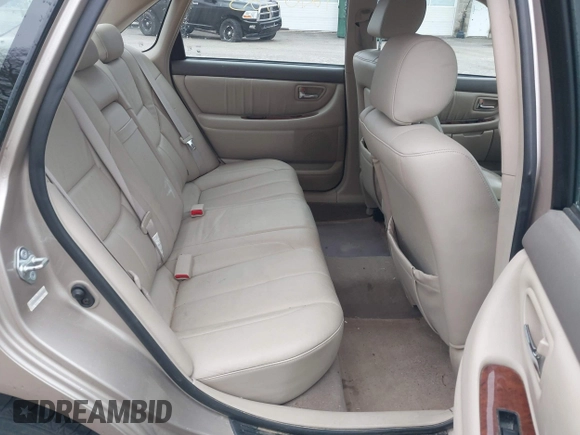 2004 Toyota Avalon XL with VIN 4T1BF28B84U351869, listed as a IAAI auction lot 42167723 with 114,180 mi miles and . Bid and sale history available at carsss.com. Image 8.