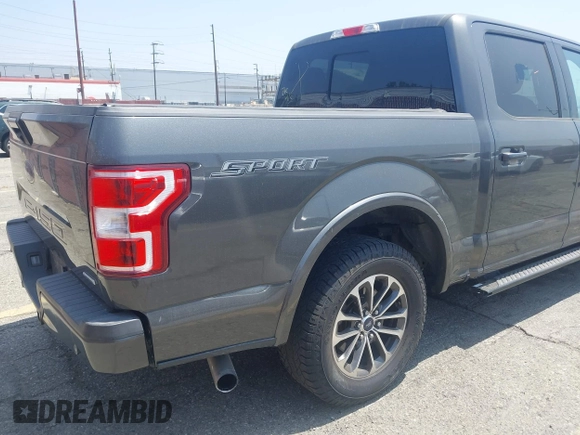 2018 Ford F-150 XL with VIN 1FTEW1CPXJKD56562, listed as a IAAI auction lot 42588371 with 137,496 mi miles and . Bid and sale history available at DreamBid. Image 17.
