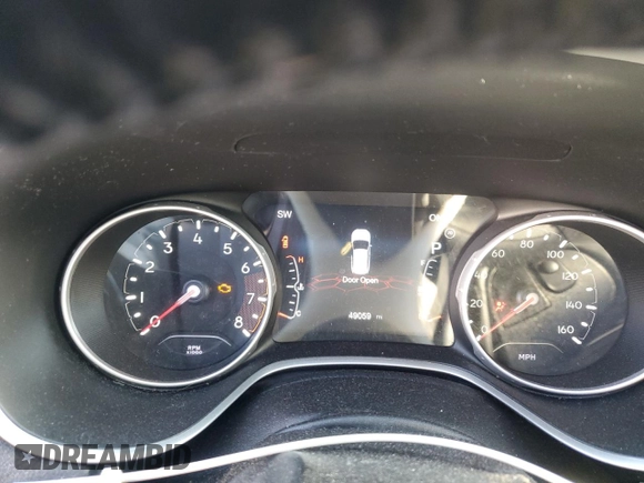 2020 Jeep Compass Sport z VIN 3C4NJDAB7LT210032, wystawiony jako Copart lot #44105245 z przebiegiem 49 059 mil mil oraz Szkoda całkowita • Salvage title. Historia ofert i sprzedaży dostępna na DreamBid. Obrazek 9.