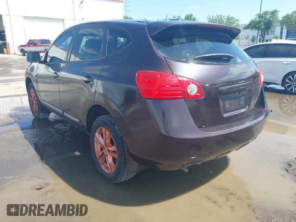 2013 Nissan Rogue S with VIN JN8AS5MT2DW009340, listed as a IAAI auction lot 41939432 with 131,002 mi miles. Bid and sale history available at carsss.com. Image 3.