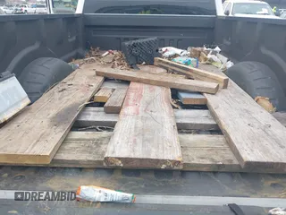 2020 Ford F-250 XL z VIN 1FT7W2B66LEE74858, wystawiony jako IAAI lot #41453320 z przebiegiem 152 935 mil mil oraz . Historia ofert i sprzedaży dostępna na DreamBid. Obrazek 12.