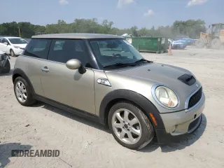 2007 MINI Hardtop S z VIN WMWMF73587TL83630, wystawiony jako Copart lot #59423765 z przebiegiem 129 066 mil mil oraz Tytuł czysty. Historia ofert i sprzedaży dostępna na DreamBid. Obrazek 4.