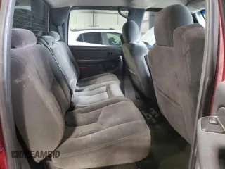 2006 Chevrolet Silverado 1500HD LT2 z VIN 1GCGK13U16F224672, wystawiony jako Copart lot #63972664 z przebiegiem 177 145 mil mil oraz Szkoda całkowita • Salvage title. Historia ofert i sprzedaży dostępna na DreamBid. Obrazek 10.