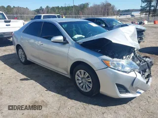 2014 Toyota Camry L with VIN 4T1BF1FK7EU404947, listed as a IAAI auction lot 41762291 with 1 mi miles. Bid and sale history available at carsss.com. Image 1.