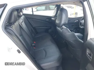 2020 Toyota Prius L Eco z VIN JTDKARFU4L3116504, wystawiony jako IAAI lot #42178279 z przebiegiem 33 668 mil mil oraz . Historia ofert i sprzedaży dostępna na DreamBid. Obrazek 8.