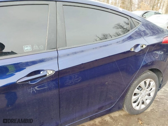 2011 Hyundai Elantra GLS PZEV with VIN 5NPDH4AE3BH038615, listed as a IAAI auction lot 41272963 with 107,396 mi miles. Bid and sale history available at carsss.com. Image 6.