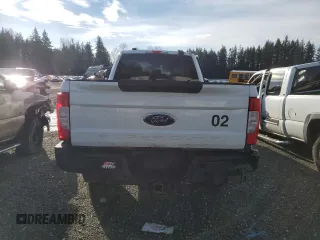 2020 Ford F-250 XL z VIN 1FT7X2B66LEE96811, wystawiony jako Copart lot #87681655 z przebiegiem 59 013 mil mil oraz Szkoda całkowita • Salvage title. Historia ofert i sprzedaży dostępna na DreamBid. Obrazek 6.