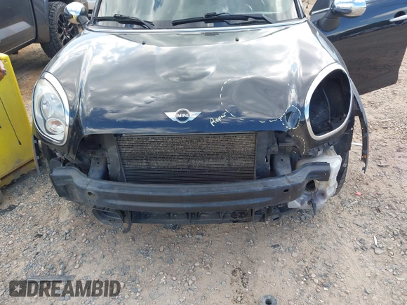 2013 MINI Countryman S ALL4 with VIN WMWZC5C57DWM15738, listed as a IAAI auction lot 42286913 with 175,299 mi miles and . Bid and sale history available at DreamBid. Image 6.