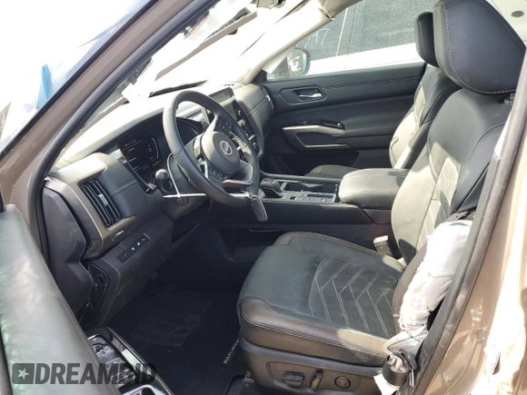 2024 Nissan Pathfinder Platinum with VIN 5N1DR3DG5RC287469, listed as a Copart auction lot 58971765 with 1,812 mi miles and Salvage title. Bid and sale history available at DreamBid. Image 7.