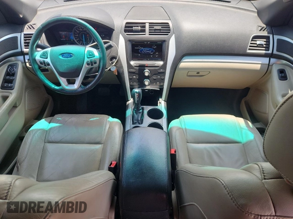 2014 Ford Explorer XLT z VIN 1FM5K7D86EGA80360, wystawiony jako Copart lot #61604015 z przebiegiem 186 072 mil mil oraz Szkoda całkowita • Salvage title. Historia ofert i sprzedaży dostępna na DreamBid. Obrazek 8.