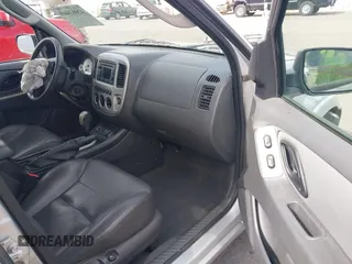 2006 Ford Escape Hybrid with VIN 1FMYU96H76KA14124, listed as a IAAI auction lot 42063449 with 53,055 mi miles and . Bid and sale history available at DreamBid. Image 5.