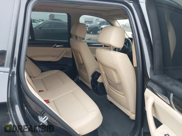 2017 BMW X3 xDrive28i z VIN 5UXWX9C53H0T03012, wystawiony jako IAAI lot #41503409 z przebiegiem 76 621 mil mil oraz . Historia ofert i sprzedaży dostępna na DreamBid. Obrazek 8.