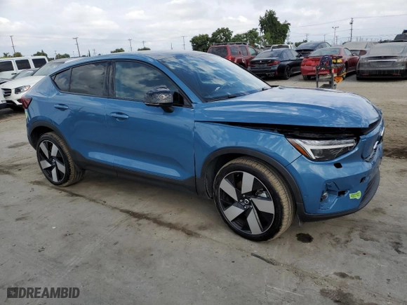 2023 Volvo C40 Recharge Pure Electric Ultimate with VIN YV4ED3GM8P2047583, listed as a Copart auction lot 72624784 with 12,484 mi miles and Salvage Title. Bid and sale history available at carsss.com. Image 4.