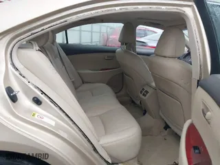 2007 Lexus ES 350 with VIN JTHBJ46G272101832, listed as a IAAI auction lot 41924490 with 156,730 mi miles. Bid and sale history available at carsss.com. Image 8.