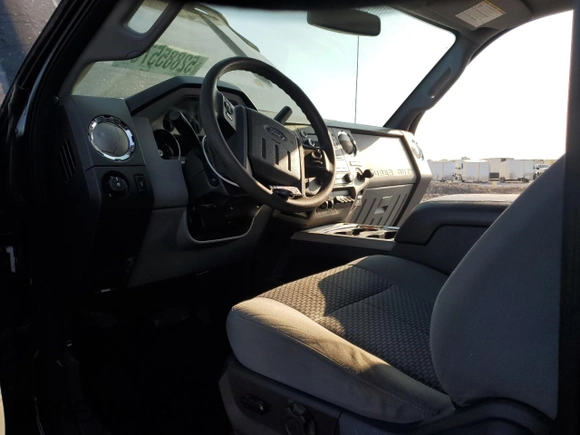 2016 Ford F-250 Lariat with VIN 1FT7W2B60GEA05495, listed as a Copart auction lot 52885575 with 113,520 mi miles and Salvage title. Bid and sale history available at DreamBid. Image 7.