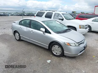 2006 Honda Civic z VIN JHMFA36206S028216, wystawiony jako IAAI lot #42178354 z przebiegiem 230 931 mil mil oraz . Historia ofert i sprzedaży dostępna na DreamBid. Obrazek 1.