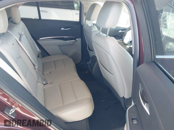 2022 Cadillac XT4 FWD Luxury with VIN 1GYAZAR42NF162880, listed as a IAAI auction lot 41850951 with 47,344 mi miles and . Bid and sale history available at carsss.com. Image 8.