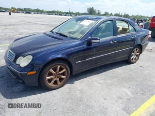 2007 Mercedes-Benz C 280 Luxury z VIN WDBRF54H57F881982, wystawiony jako IAAI lot #42167028 z przebiegiem 190 661 mil mil oraz . Historia ofert i sprzedaży dostępna na DreamBid. Obrazek 2.