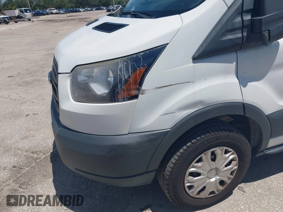 2018 Ford Transit с VIN 1FTYR2CG8JKA03392, выставлен на аукционе IAAI как лот 42525654 с пробегом 218 383 миль миль и . История ставок и продаж доступна на DreamBid. Изображение 21.