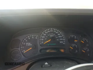 2004 GMC Yukon SLE z VIN 1GKEC13V94R131511, wystawiony jako Copart lot #53184435 z przebiegiem 163 917 mil mil oraz Tytuł czysty. Historia ofert i sprzedaży dostępna na DreamBid. Obrazek 9.