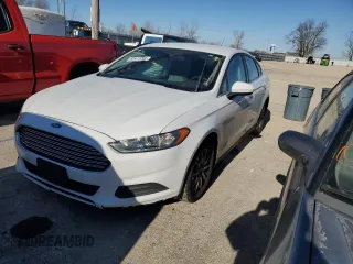 2016 Ford Fusion S z VIN 1FA6P0G73G5132553, wystawiony jako Copart lot #82412204 z przebiegiem 168 064 mil mil oraz Szkoda całkowita • Salvage title. Historia ofert i sprzedaży dostępna na DreamBid. Obrazek 1.