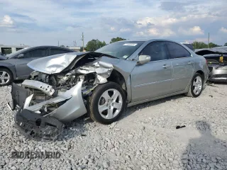 2008 Acura RL with VIN JH4KB16588C000526, listed as a Copart auction lot 71908554 with 181,038 mi miles and Salvage Title. Bid and sale history available at DreamBid. Image 1.